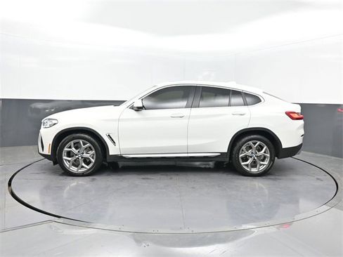Used 2023 BMW X4 xDrive30i w/ Convenience Package image 2