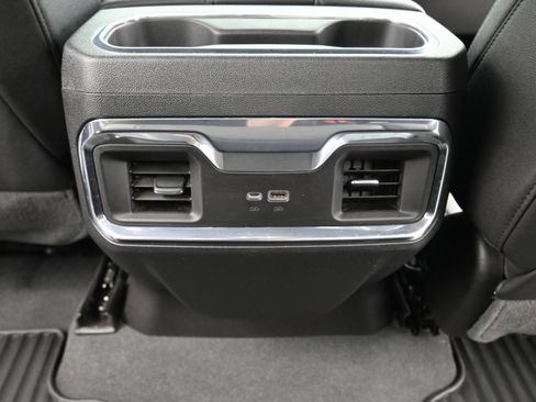 Used 2023 Chevrolet Silverado 1500 LTZ AWD/4WD image 18