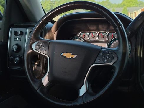 Used 2017 Chevrolet Silverado 1500 LTZ Z71 w/ LTZ Plus Package AWD/4WD image 15