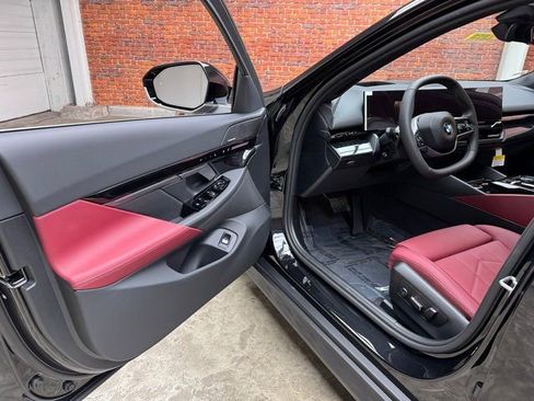 New 2026 BMW 530i xDrive 530i xDrive w/ Premium Package image 9