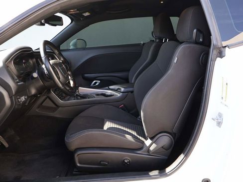 Used 2021 Dodge Challenger GT w/ Driver Convenience Group image 8