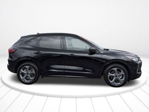 Used 2023 Ford Escape ST-Line w/ Tech Pack #1 FWD image 2