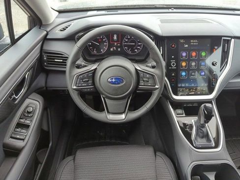 Used 2025 Subaru Outback Premium image 18