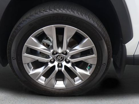 Certified 2024 Toyota RAV4 XLE Premium FWD image 27