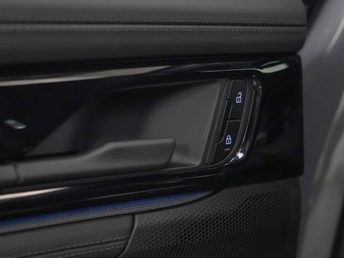 New 2026 Porsche Panamera 4 image 15