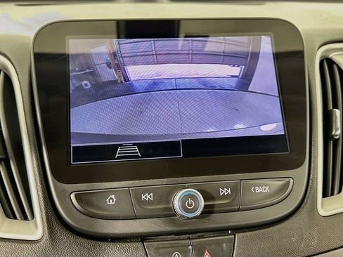 Used 2022 Chevrolet Malibu LT FWD image 29