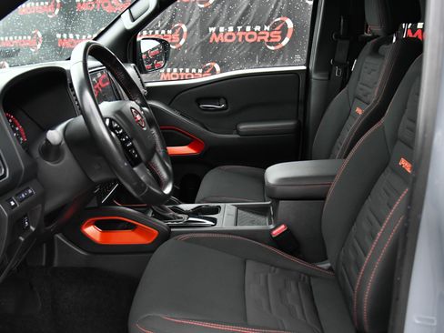 Used 2024 Nissan Frontier Pro-X w/ Pro Convenience Package image 17