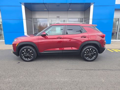 Used 2023 Chevrolet TrailBlazer LT w/ Convenience Package image 6