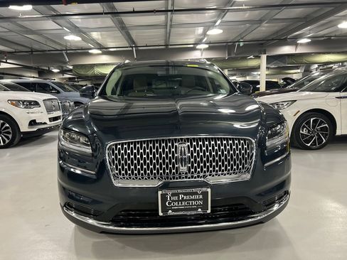 Used 2022 Lincoln Nautilus Reserve image 6