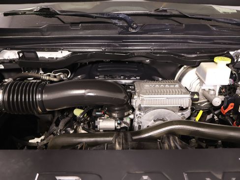 Used 2022 RAM 1500 Limited w/ Body Color Bumper Group AWD/4WD image 21