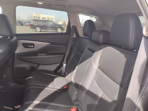 Used 2022 Nissan Murano SL AWD/4WD image 11