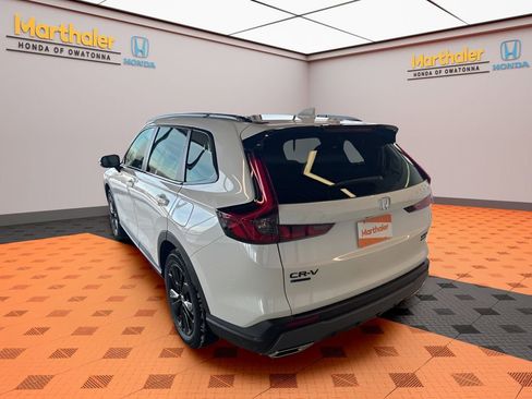 Used 2026 Honda CR-V Sport Touring image 3