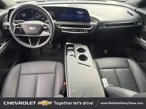 Used 2024 Cadillac Lyriq Luxury w/ LPO, Floor Liner Package RWD image 11