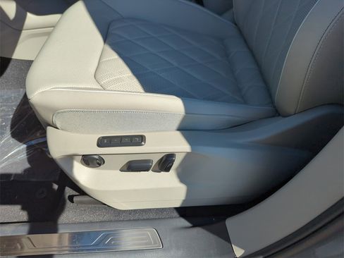 New 2026 Volkswagen Atlas SEL Premium R-Line image 30