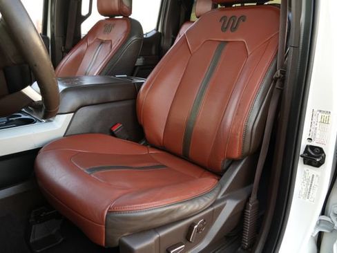 Used 2019 Ford F250 King Ranch w/ King Ranch Ultimate Package AWD/4WD image 44