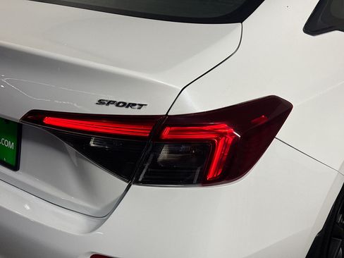 Used 2025 Honda Civic Sport image 34