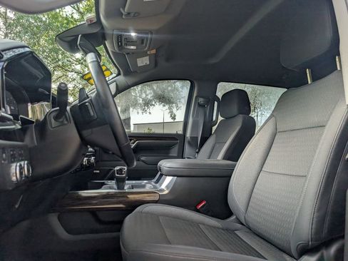 Used 2024 GMC Sierra 1500 Elevation w/ Preferred Package image 17