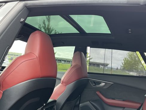 Used 2022 Audi SQ8 Prestige w/ Prestige Package AWD/4WD image 14