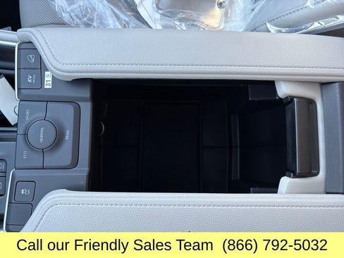 New 2026 Toyota Grand Highlander Limited image 28