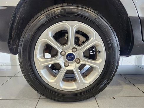 Used 2019 Ford EcoSport SE image 14