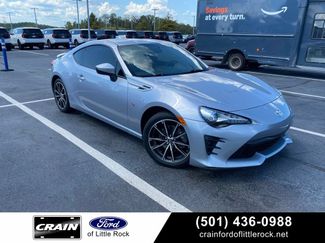Used 2017 Toyota 86 RWD video 1