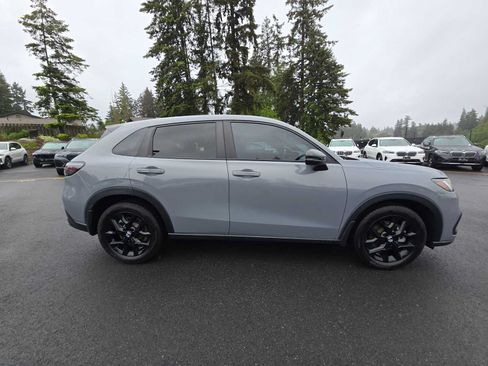 Used 2023 Porsche Macan S AWD/4WD image 32