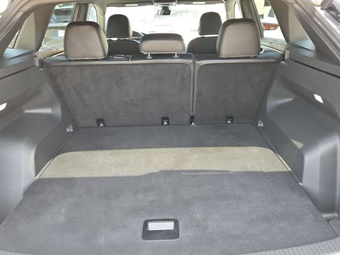 Used 2025 Volkswagen Atlas Cross Sport SE FWD image 29