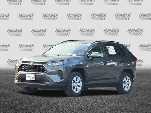 Used 2019 Toyota RAV4 LE image 9