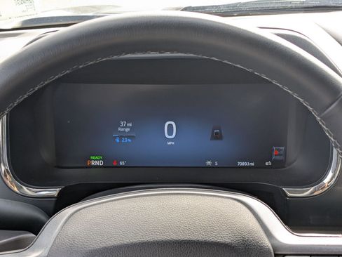 Used 2024 Ford F150 Lightning XLT image 21