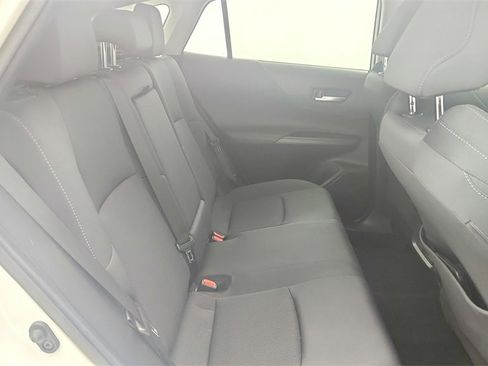 Used 2021 Toyota Venza LE image 32