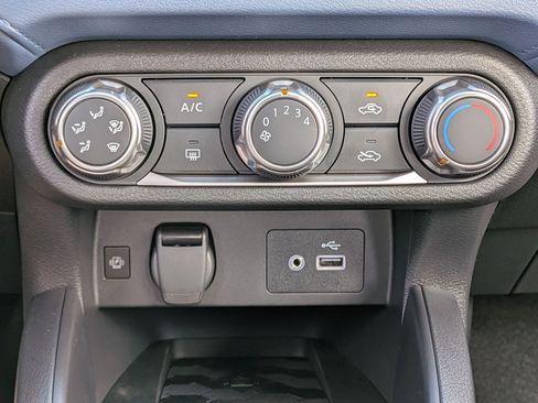 New 2025 Nissan Versa SV w/ Trunk Package image 21