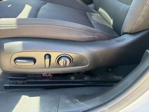 Used 2020 Chevrolet Malibu LT image 15