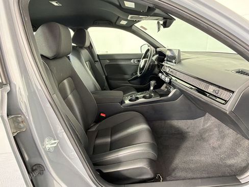 Certified 2025 Honda Civic Sport image 29