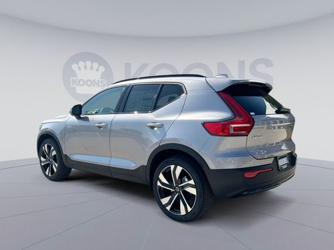 New 2026 Volvo XC40 B5 Ultra w/ Protection Package Premier AWD/4WD image 4
