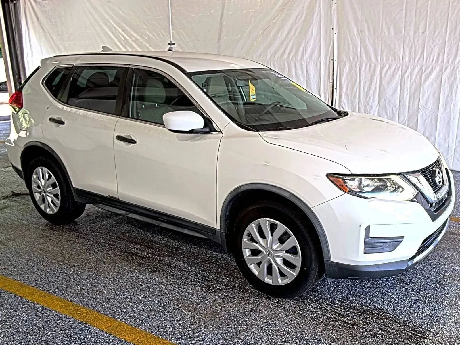 Used 2017 Nissan Rogue S FWD image 5