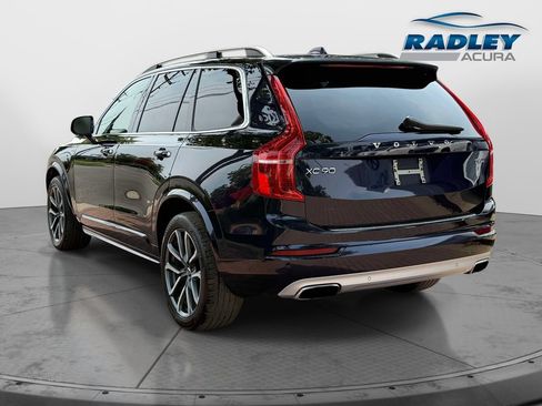 Used 2019 Volvo XC90 T6 Momentum w/ Protection Package Premier AWD/4WD image 4