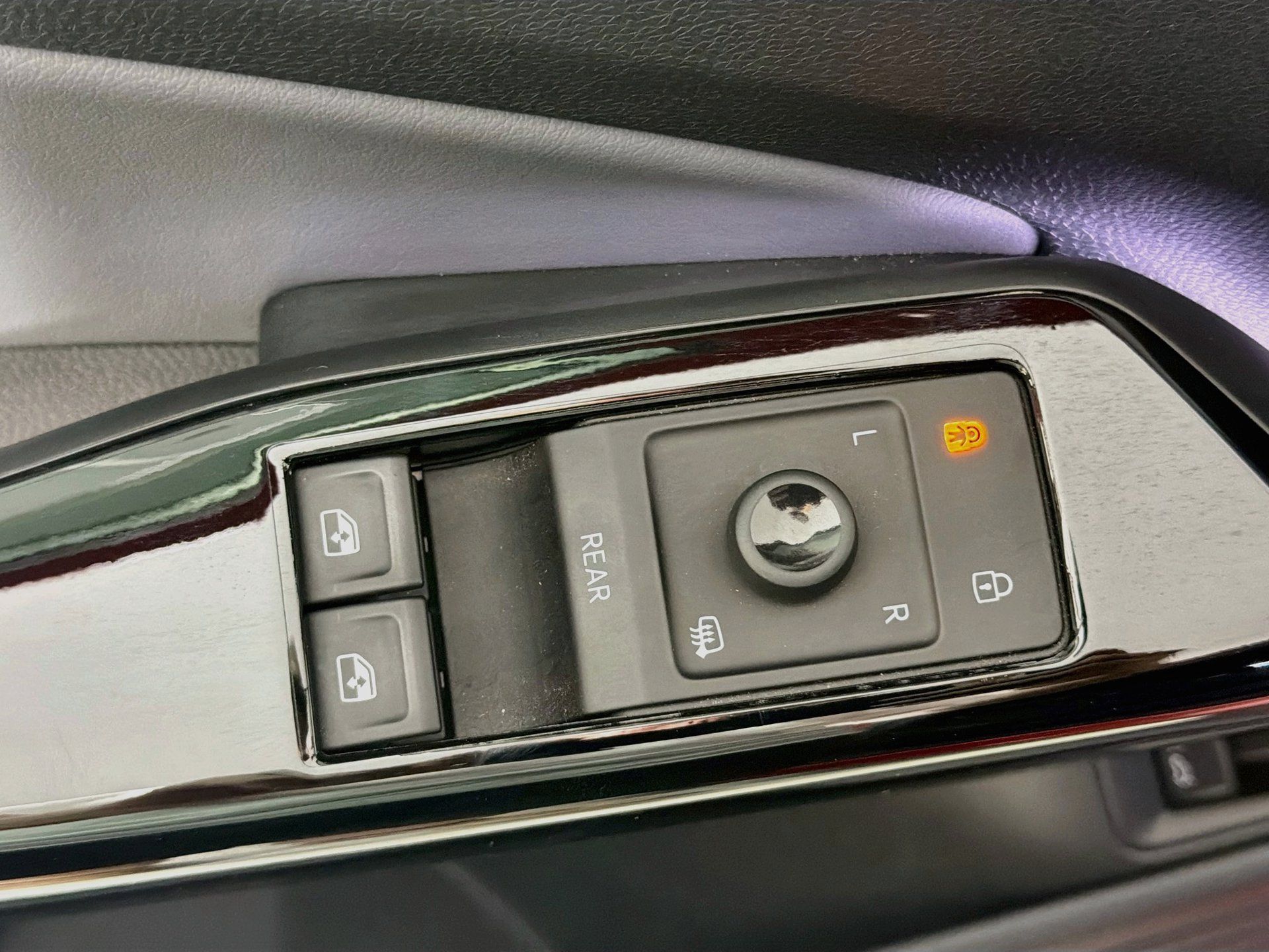 Certified 2023 Volkswagen ID.4 Pro S RWD image 18