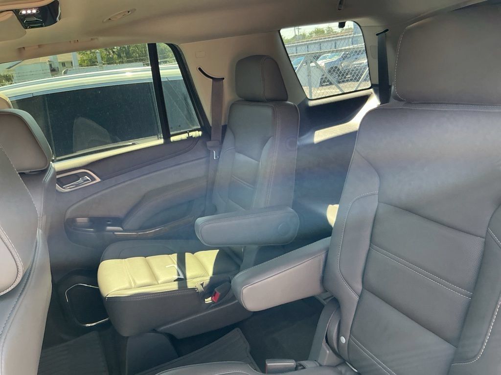 Used 2017 GMC Yukon Denali w/ Open Road Package AWD/4WD image 13