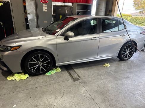 Used 2024 Toyota Camry SE FWD image 16