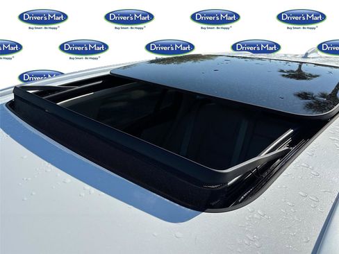 Used 2025 Volvo V60 B5 Cross Country Plus image 21