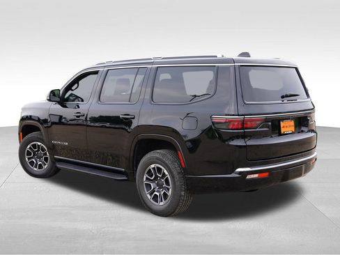 Certified 2024 Jeep Wagoneer Series II w/ Advanced All Terrain Group AWD/4WD image 7