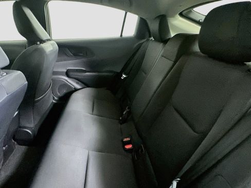 Used 2024 Toyota Prius LE FWD image 27