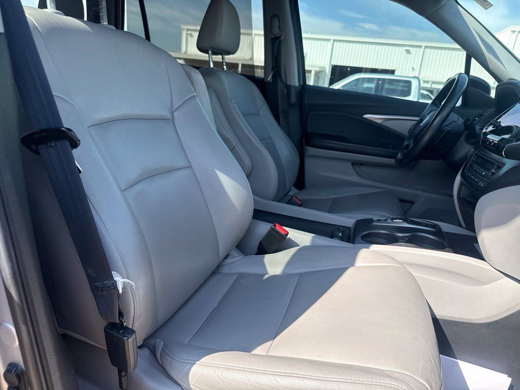Used 2021 Honda Pilot Special Edition image 8