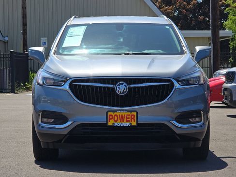 Used 2020 Buick Enclave Essence FWD image 9