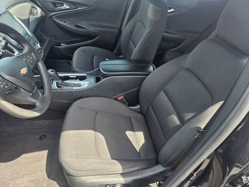Used 2020 Chevrolet Malibu LT FWD image 16