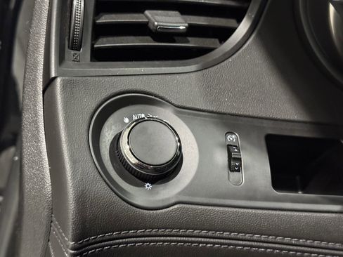 Used 2016 Buick LaCrosse Leather image 29