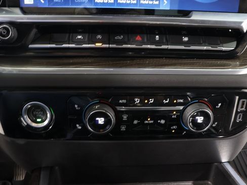 Used 2023 Chevrolet Silverado 1500 RST image 9