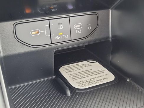 New 2026 Kia Sorento S FWD image 21