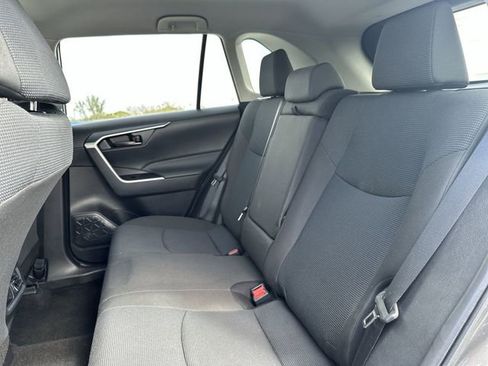 Used 2025 Toyota RAV4 LE image 27