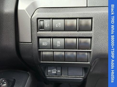 Used 2024 Toyota Tacoma SR5 AWD/4WD image 29